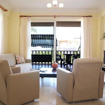 Apartman Mesmerizing With 21 Shared Pools In Milas Bogazici